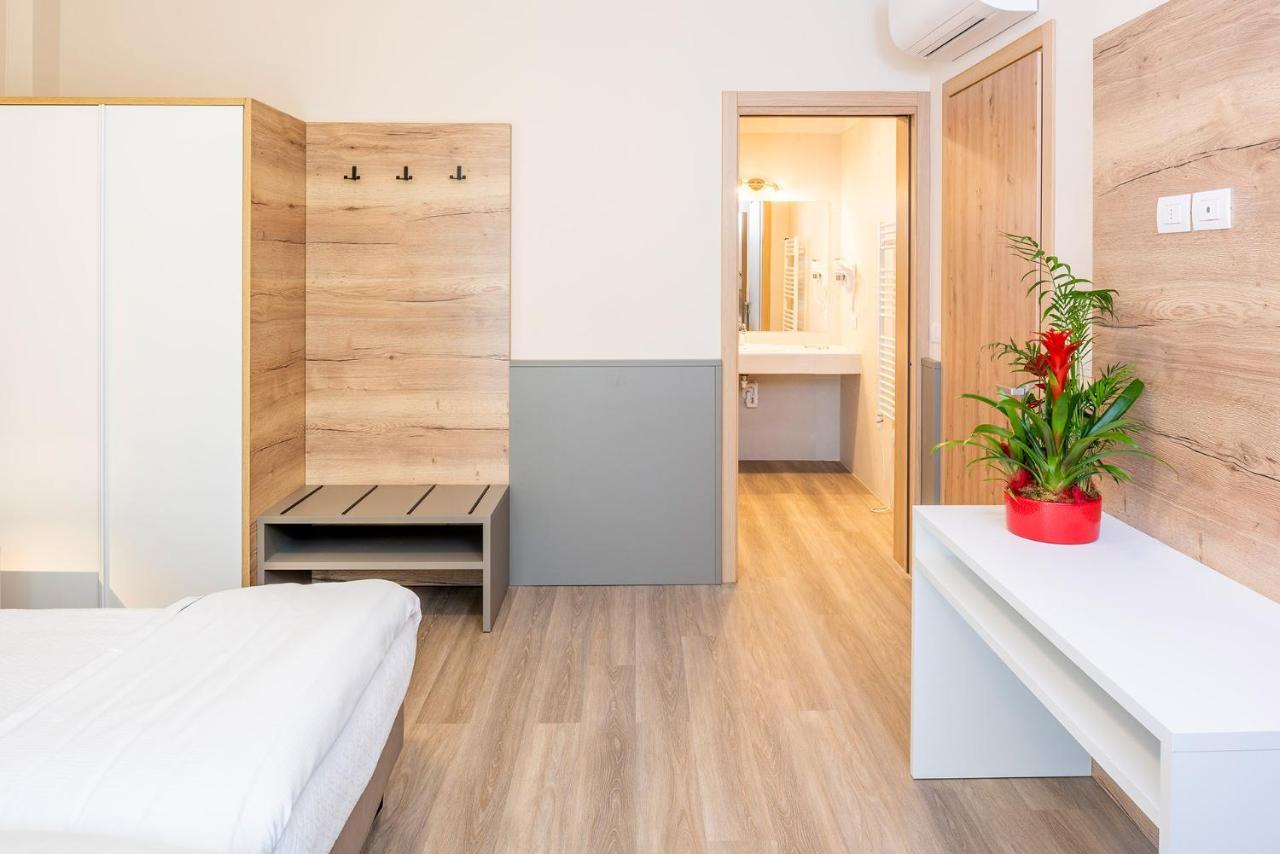Residenza Panorama Aparthotel Costermano Bagian luar foto