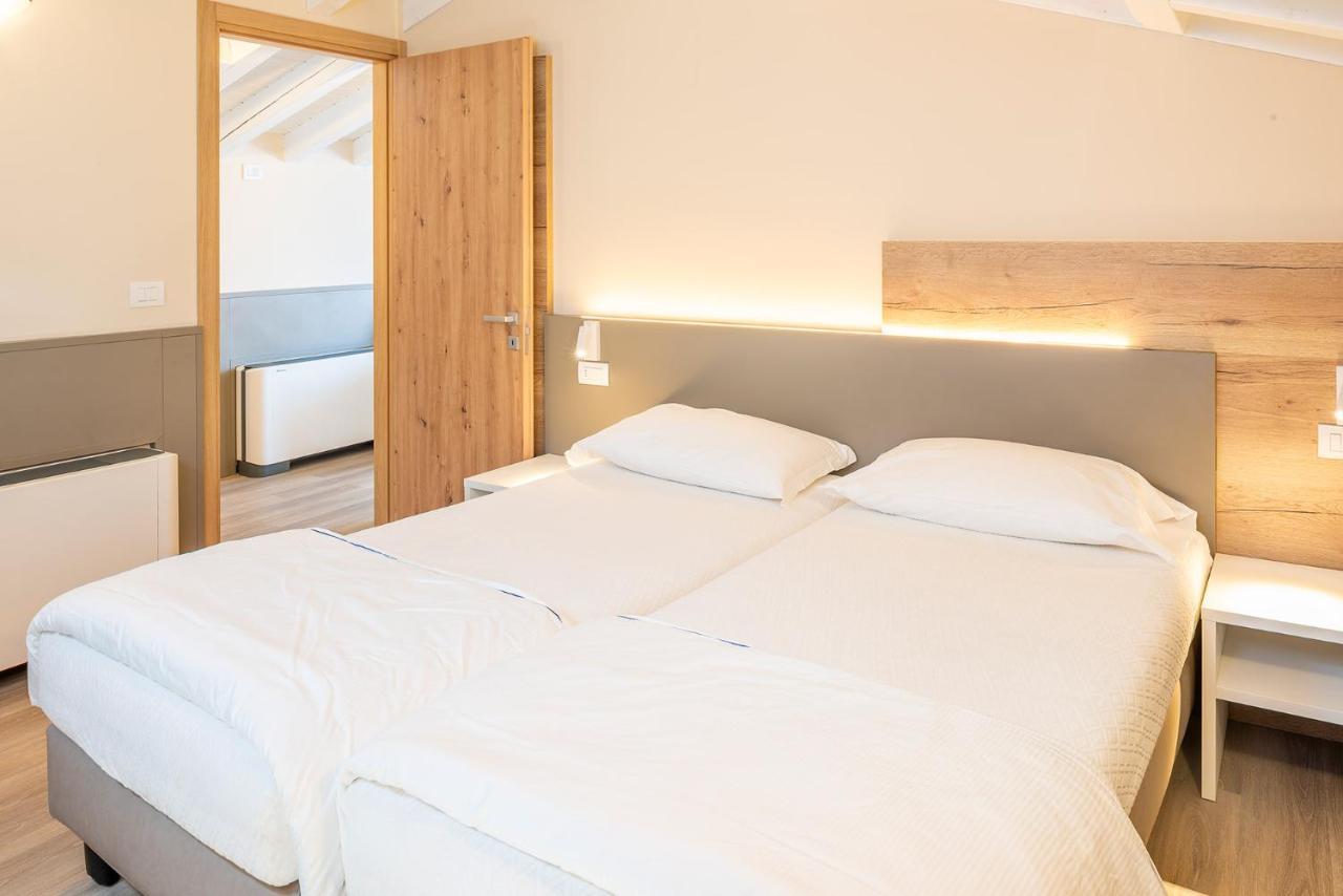 Residenza Panorama Aparthotel Costermano Bagian luar foto