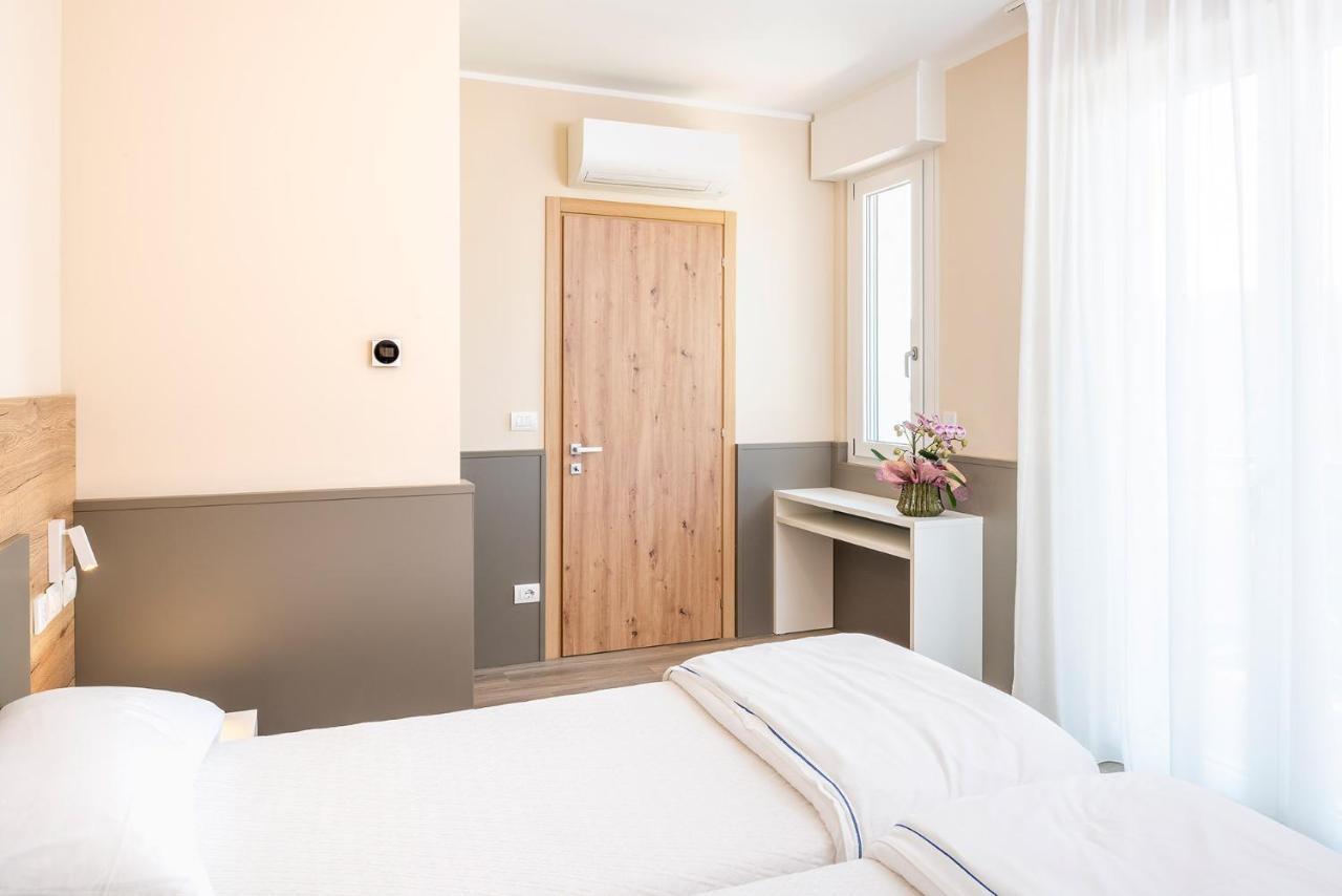 Residenza Panorama Aparthotel Costermano Bagian luar foto