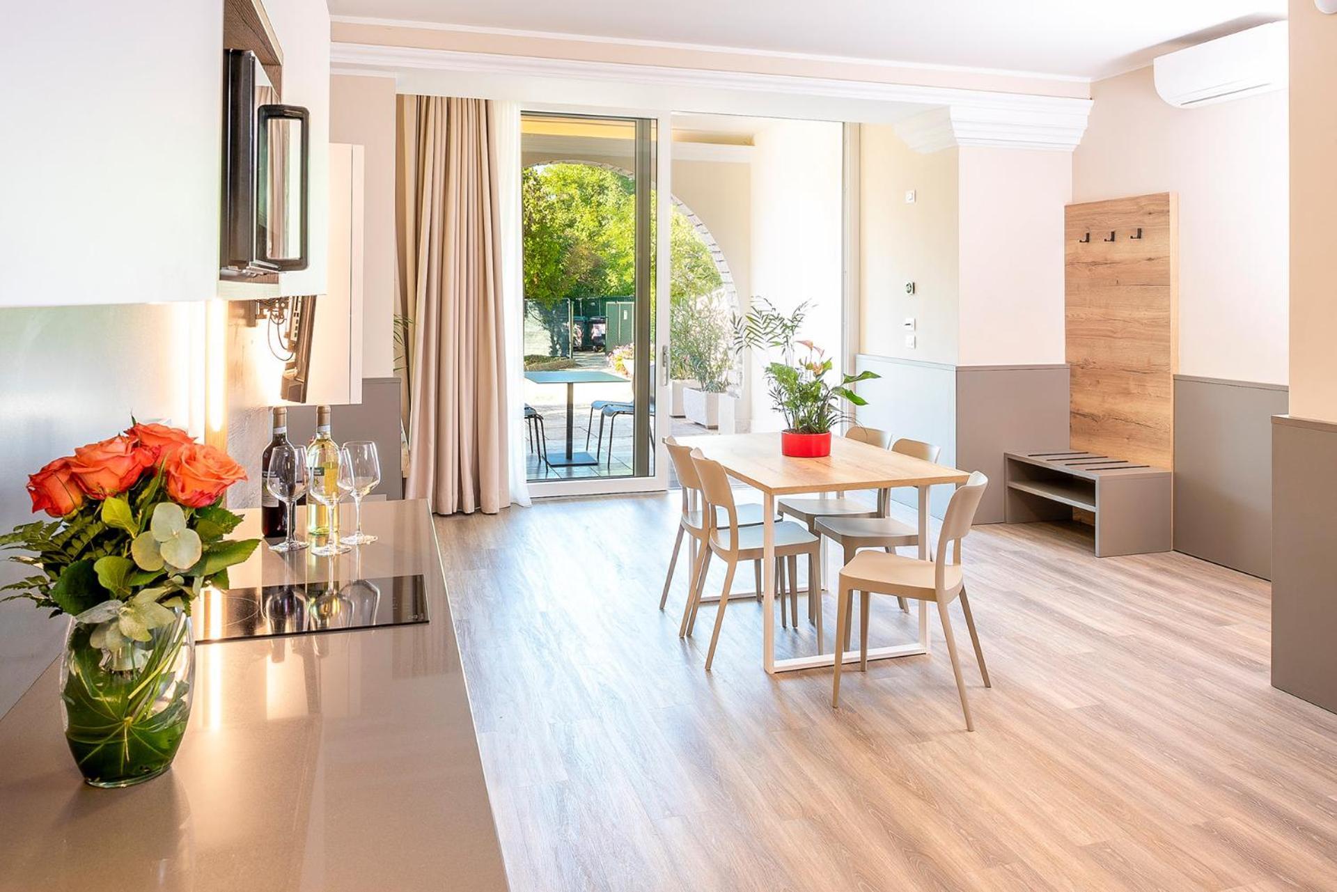 Residenza Panorama Aparthotel Costermano Bagian luar foto