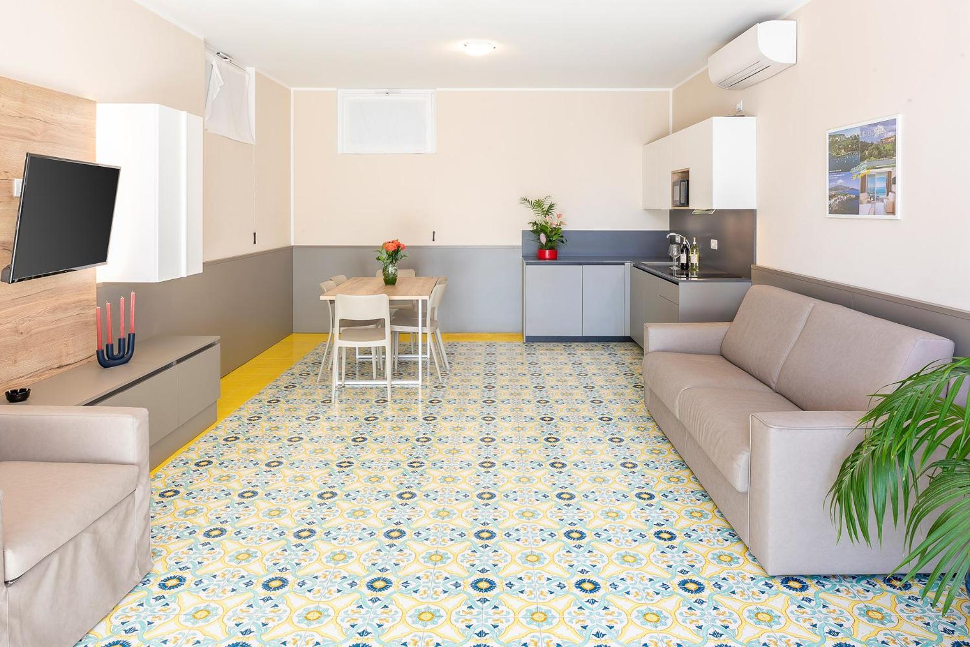 Residenza Panorama Aparthotel Costermano Bagian luar foto